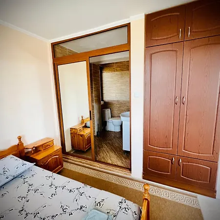 манастирчето-книжовник Lodge