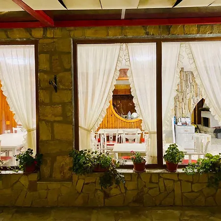 манастирчето-книжовник Lodge