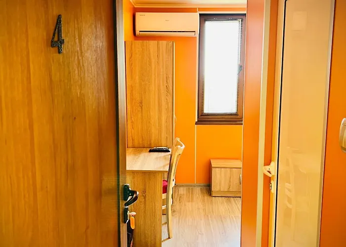 манастирчето-книжовник Jaktstuga