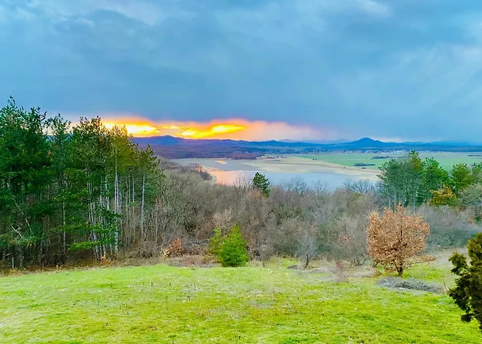 манастирчето-книжовник Jaktstuga